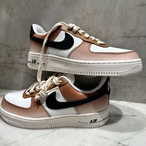 Nike Air Force 1 '07 Cafe Latte Sneakers - Never worn, IN BOX Size W 7.5 / M 6